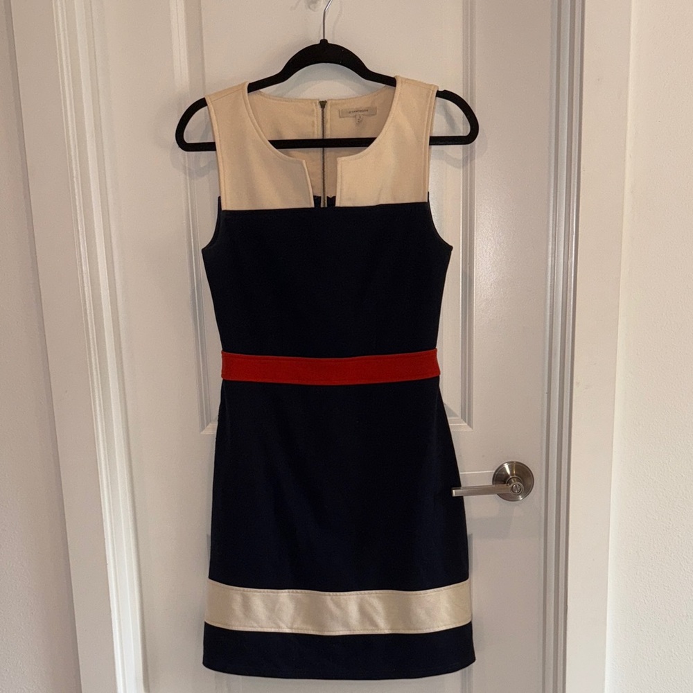 41 Hawthorn Chic Navy and Cream Mini Dress with Red Belt size small